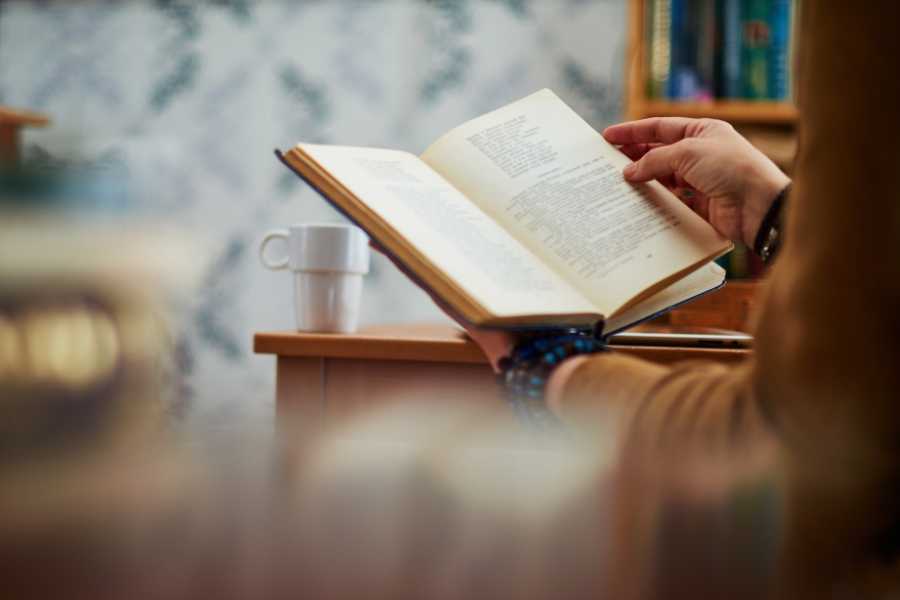 books, reading, speed reading, reading comprehension, reading speed
