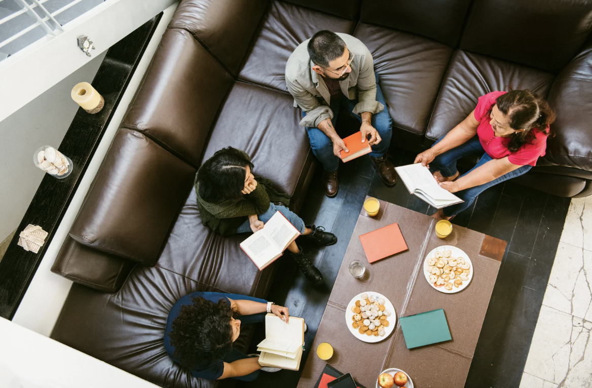 hobbies, unique hobbies, irl hobbies, meeting new people, boxing club, meet ups near me, clubs near me, making friends, ask reddit