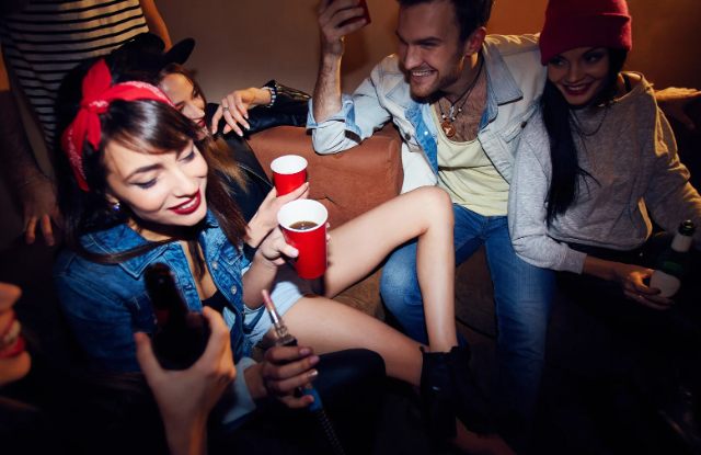 house party, res solo cup, beers, rager, big party, fun party