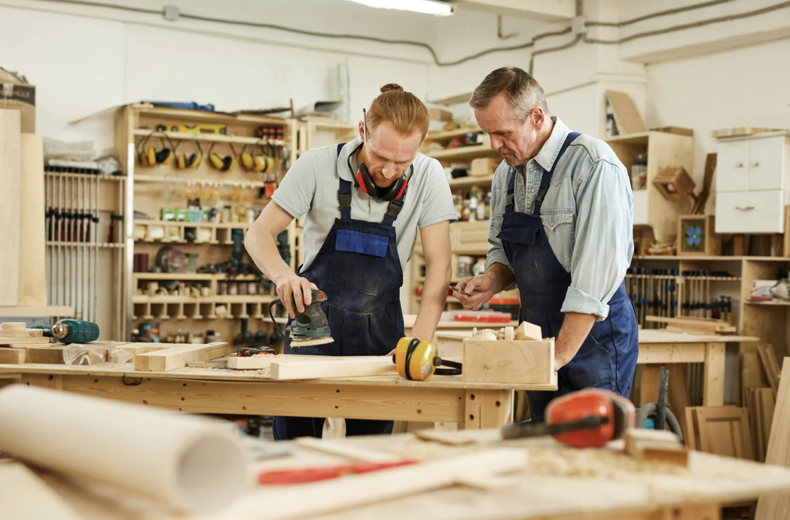 hobbies, unique hobbies, irl hobbies, meeting new people, boxing club, meet ups near me, clubs near me, making friends, ask reddit