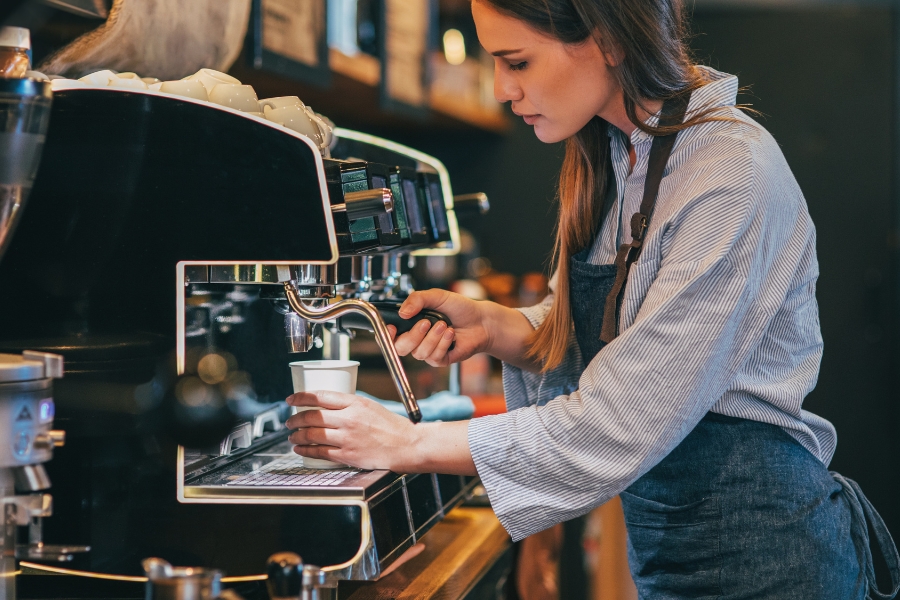 barista, making coffee, pulling espresso, latte, part-time work