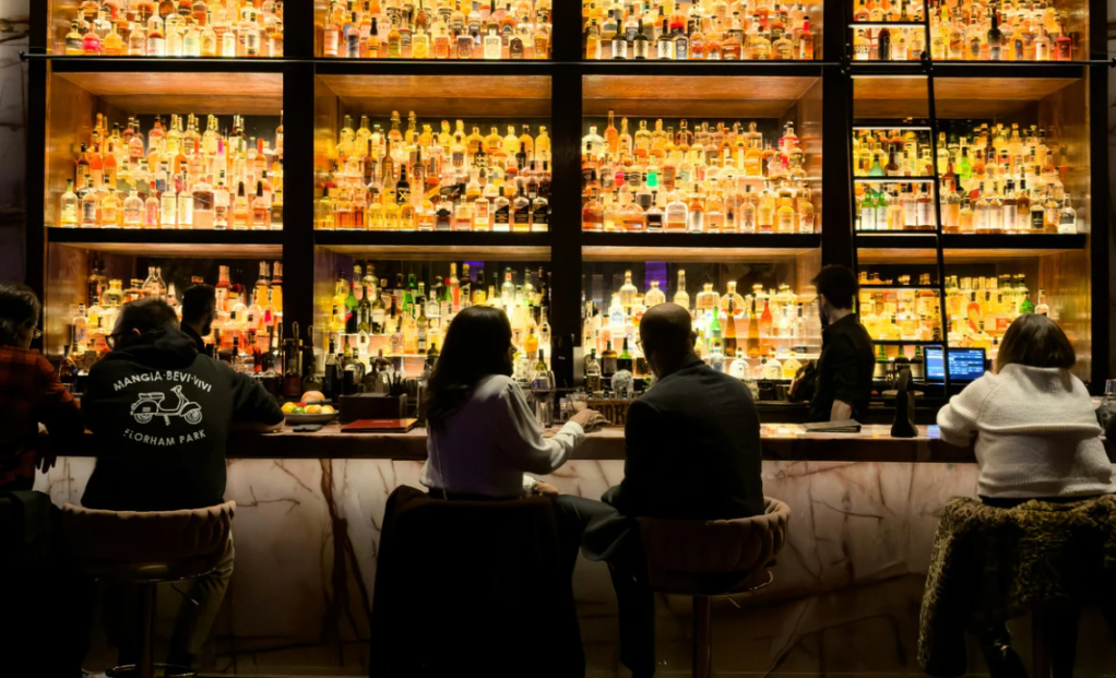 sobriety, dating, boundaries, self-respect, recovery