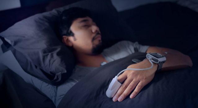 sleep study, man sleeping, sleep research, dreams, creativity in dreams