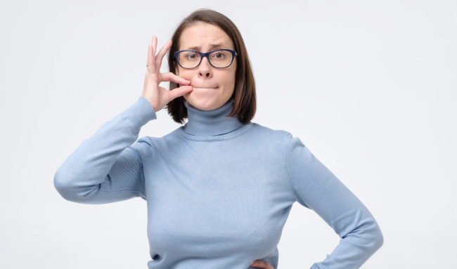 A simple neuroscience brain trick to stay quiet instead of saying impulsive things you’ll regret