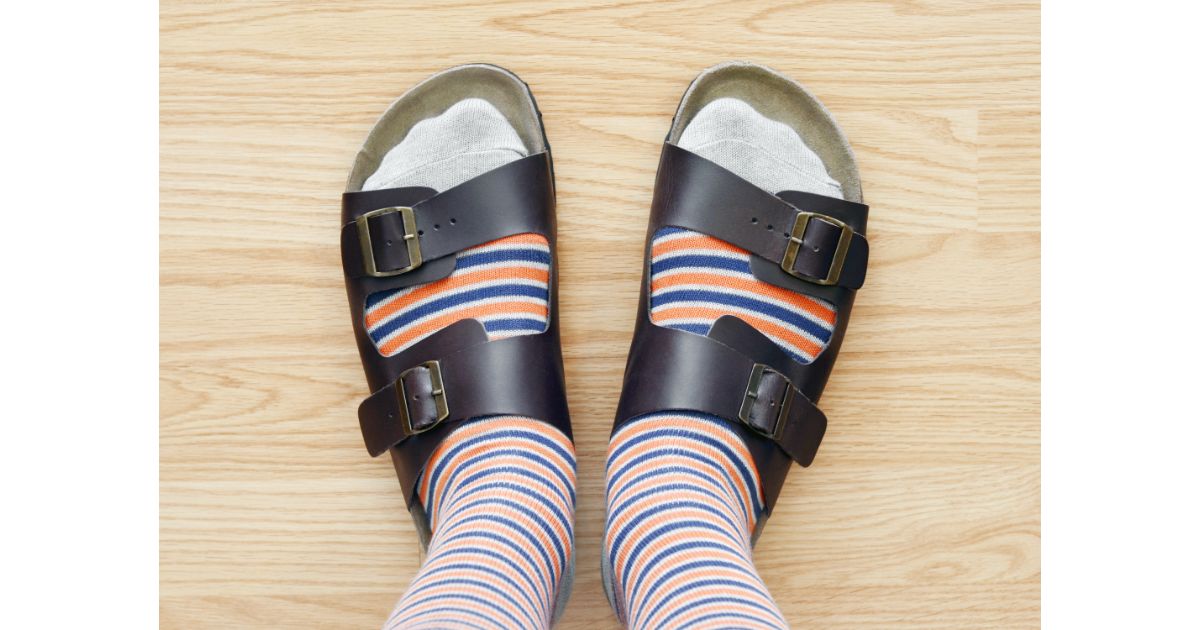 socks with sandals, socks, sandals, fashion, trends, cringe