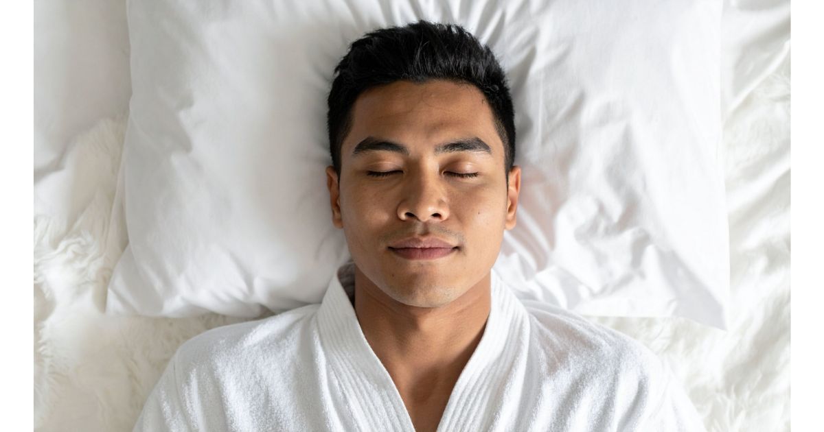 top sheet, flat sheet, bedding, duvet, generations, millennials, Gen Z, hygiene, sleep, making the bed