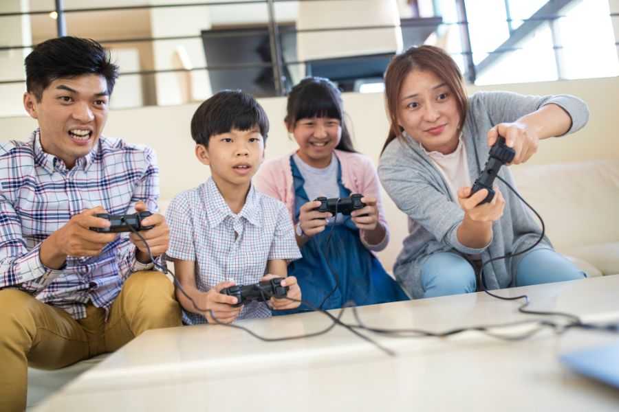 video games; cognitive decline; cognitive skills; Gen Alpha; Millennials; Gen Z; old school gaming 