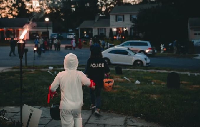 halloween, trick or treat, costumes