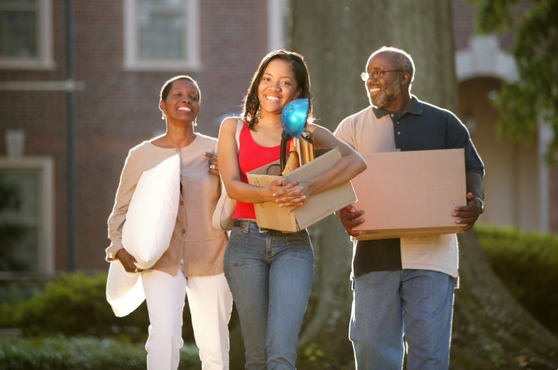 college, college major, college majors, moving to college, moving in at college, parents help move into college