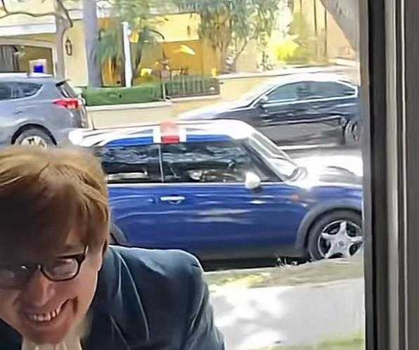 Austin Powers, Mike Myers, impersonator, viral video, Union Jack flag 