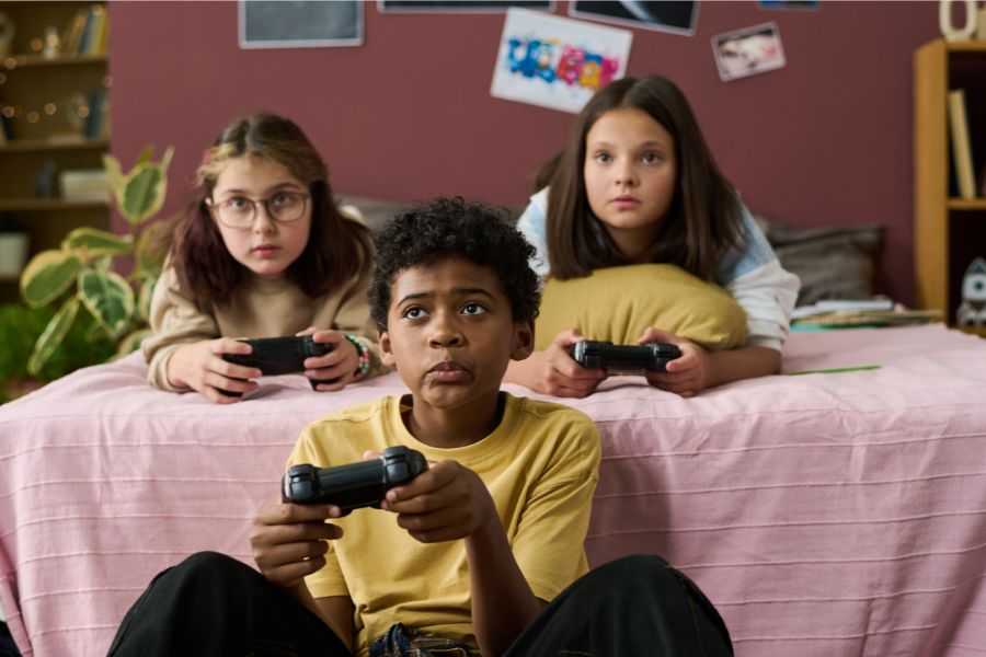 video games; cognitive decline; cognitive skills; Gen Alpha; Millennials; Gen Z; old school gaming