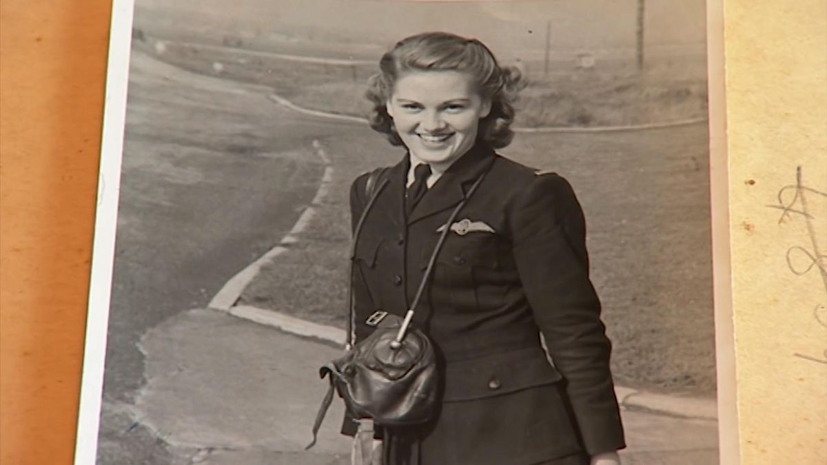 history, Vets, woman pilot