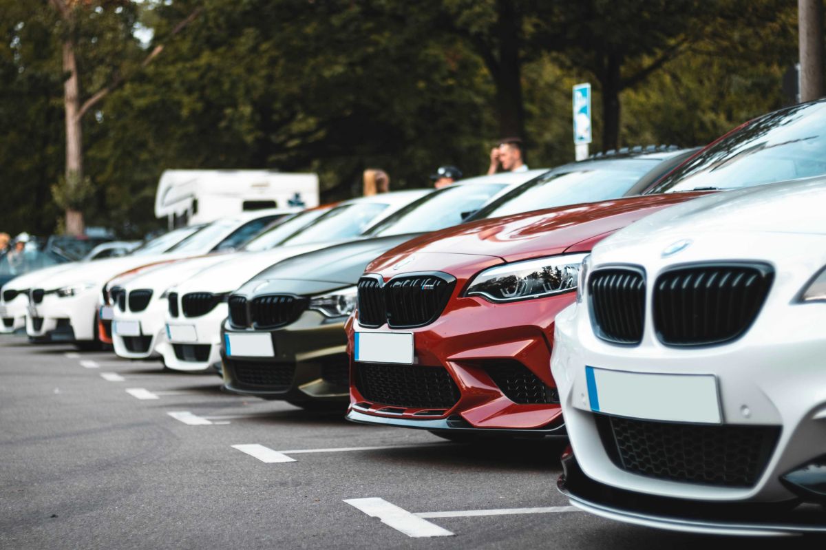cars, car salesman, new car, sales, shopping, anxiety, psychology, social anxiety