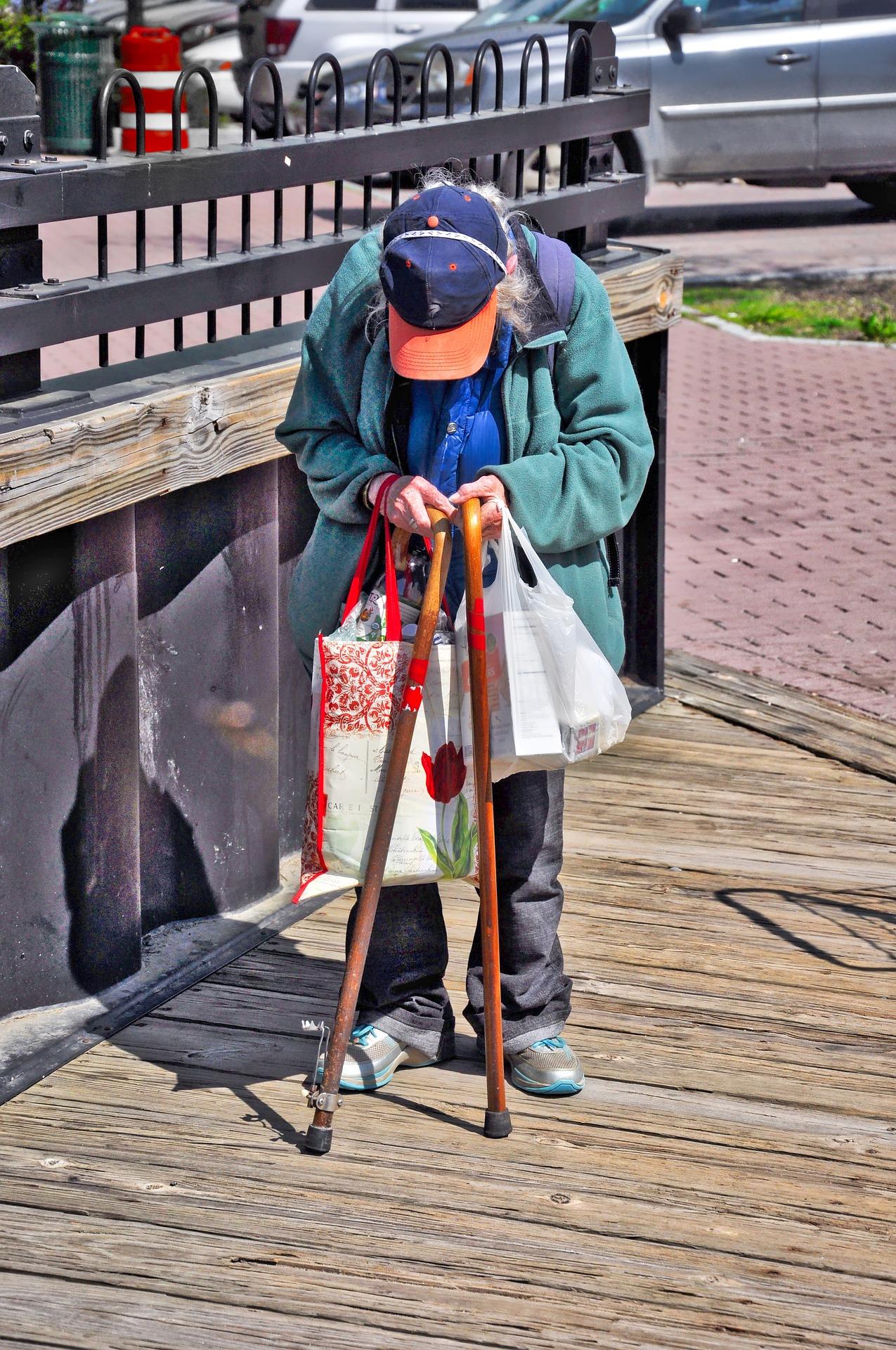 volunteer, groceries, elderly, struggle, help