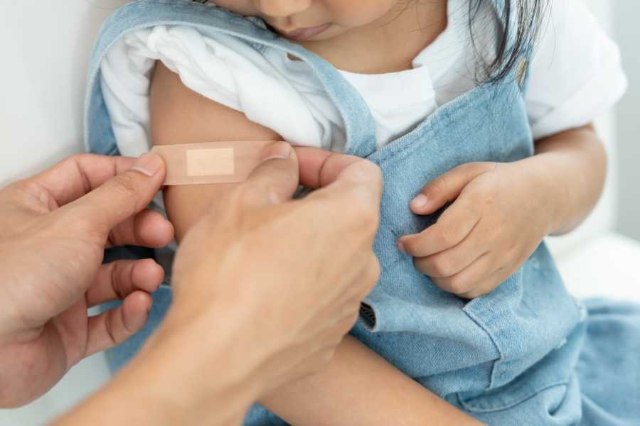 communicable disease, polio, mumps, measles, vaccines, immunizations.