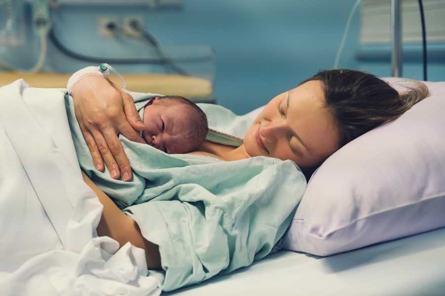 maternity care, maternity leave, childbirth, having a baby, healthcare