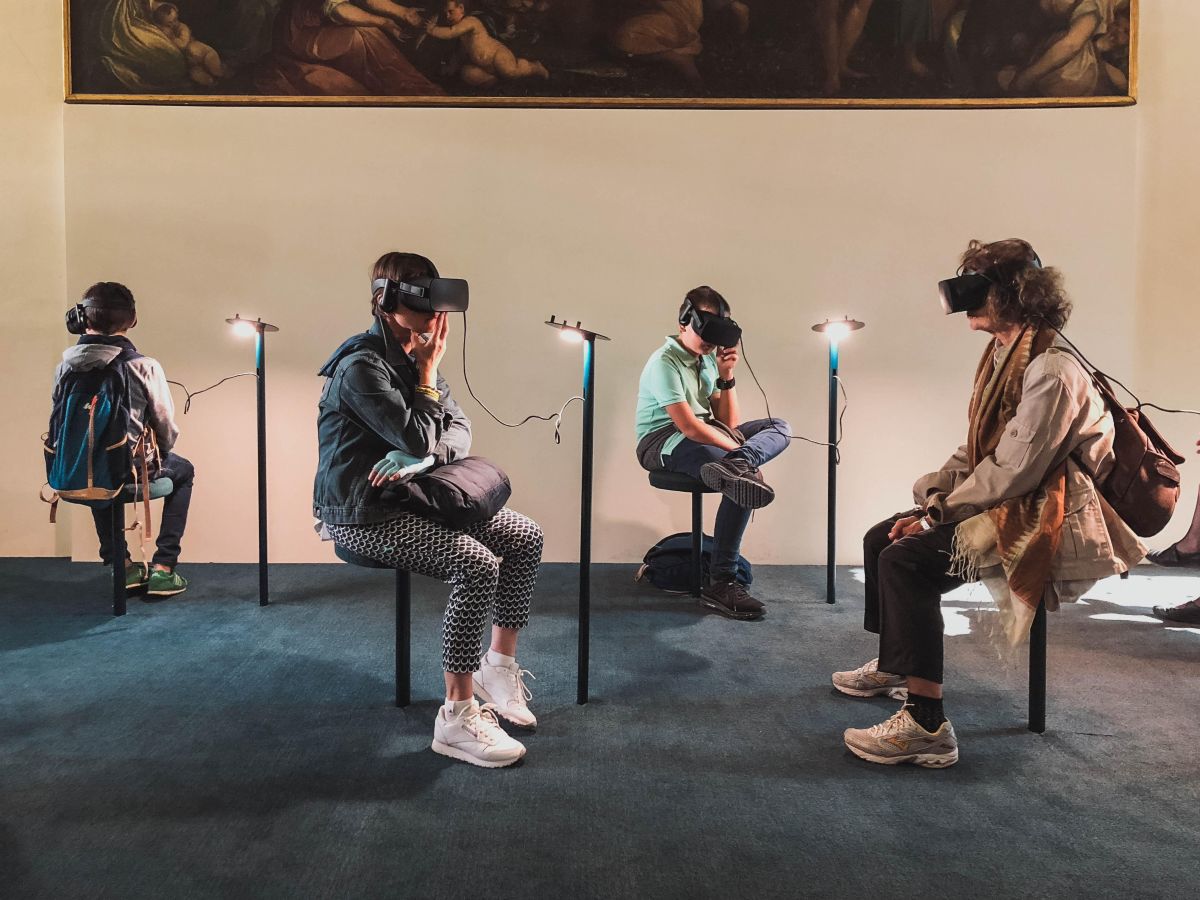 Virtual Reality, therapy, reliving trauma