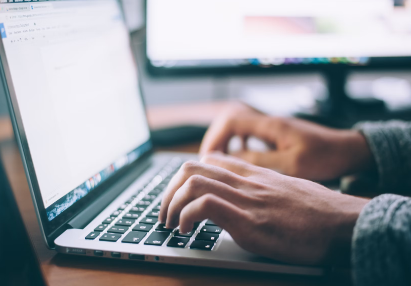 email, computer, reddit