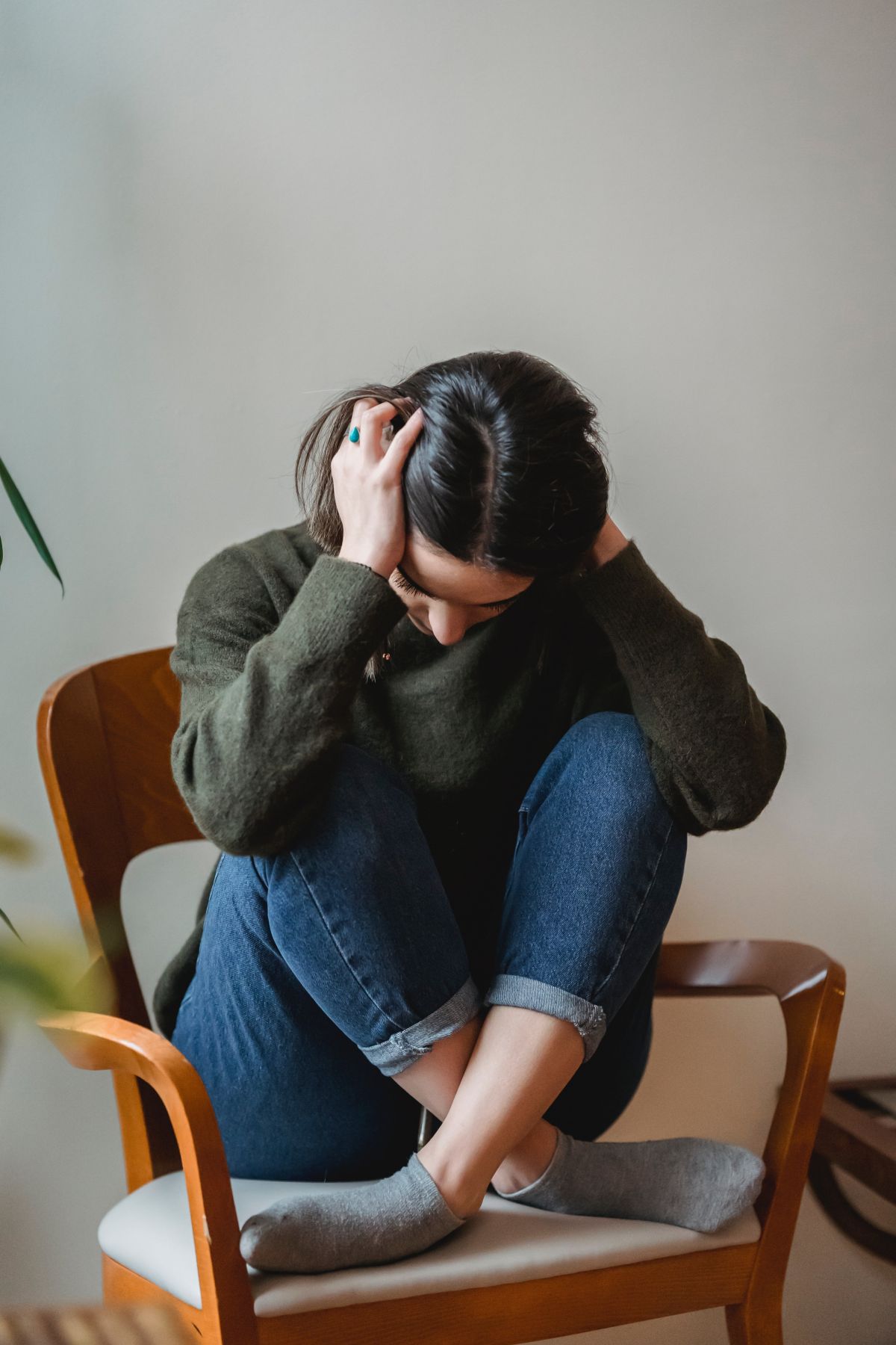distressed woman, sad woman, depressed woman