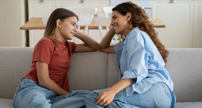 gentle parenting, mom and daughter, heart to heart, good parenting, happy family