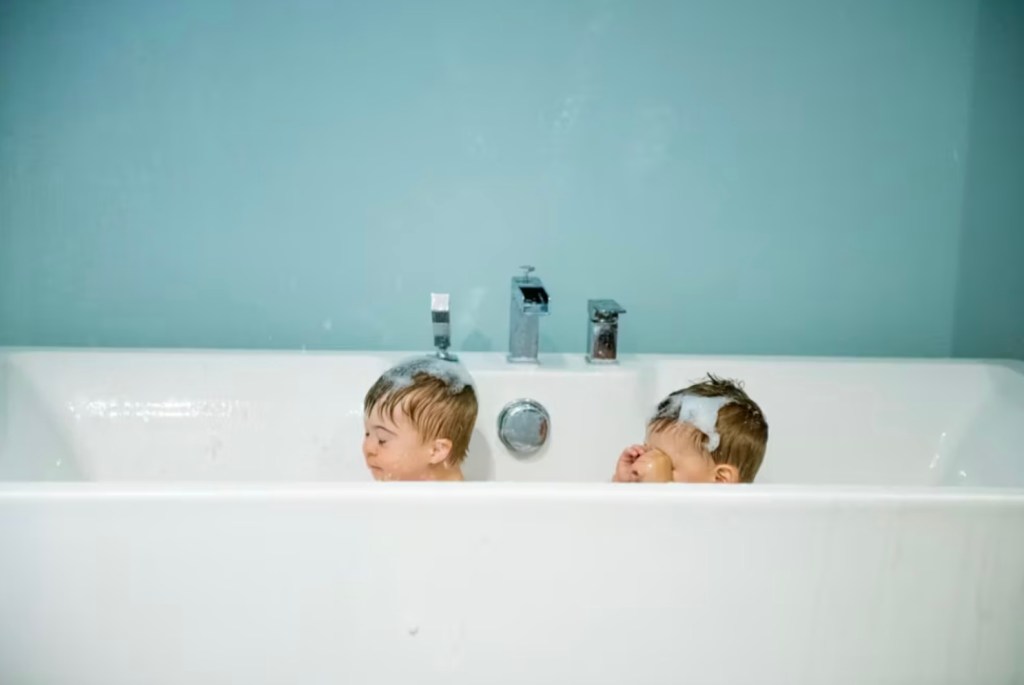 Mom stepped away from the bath for 3 seconds. Then her toddler said 5 words that made her sprint right back.