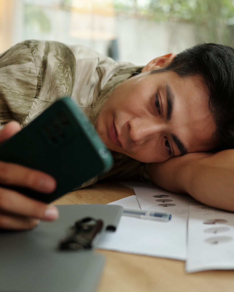 group, chats, introverts, communication, context