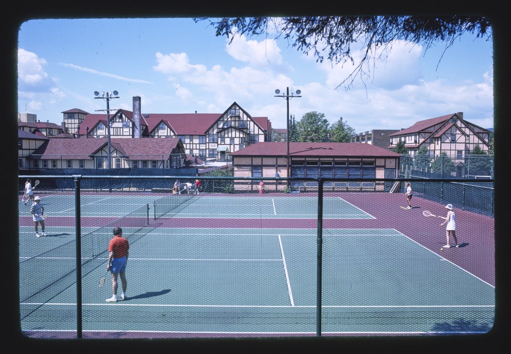 summering, summer vacation, vacation, 1950s, boomers, boomer nostalgia, catskills