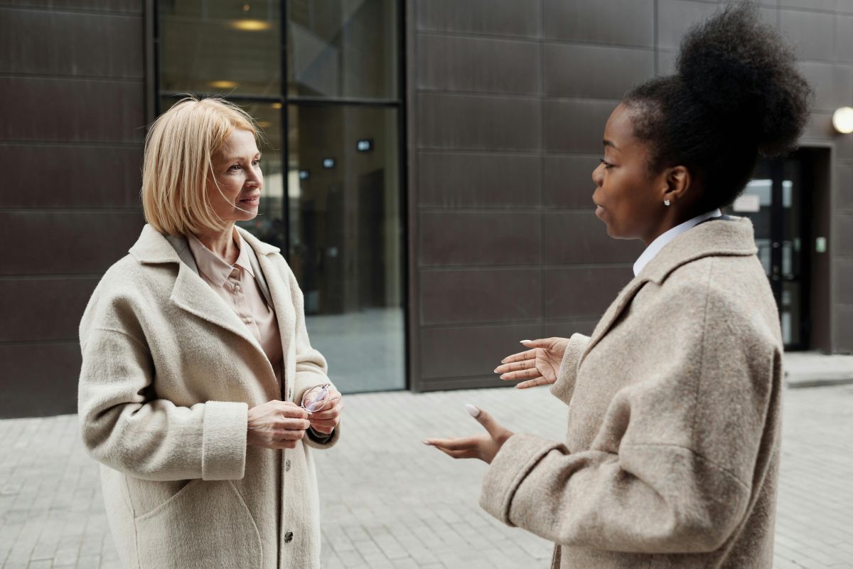 women, talking, outside, communication