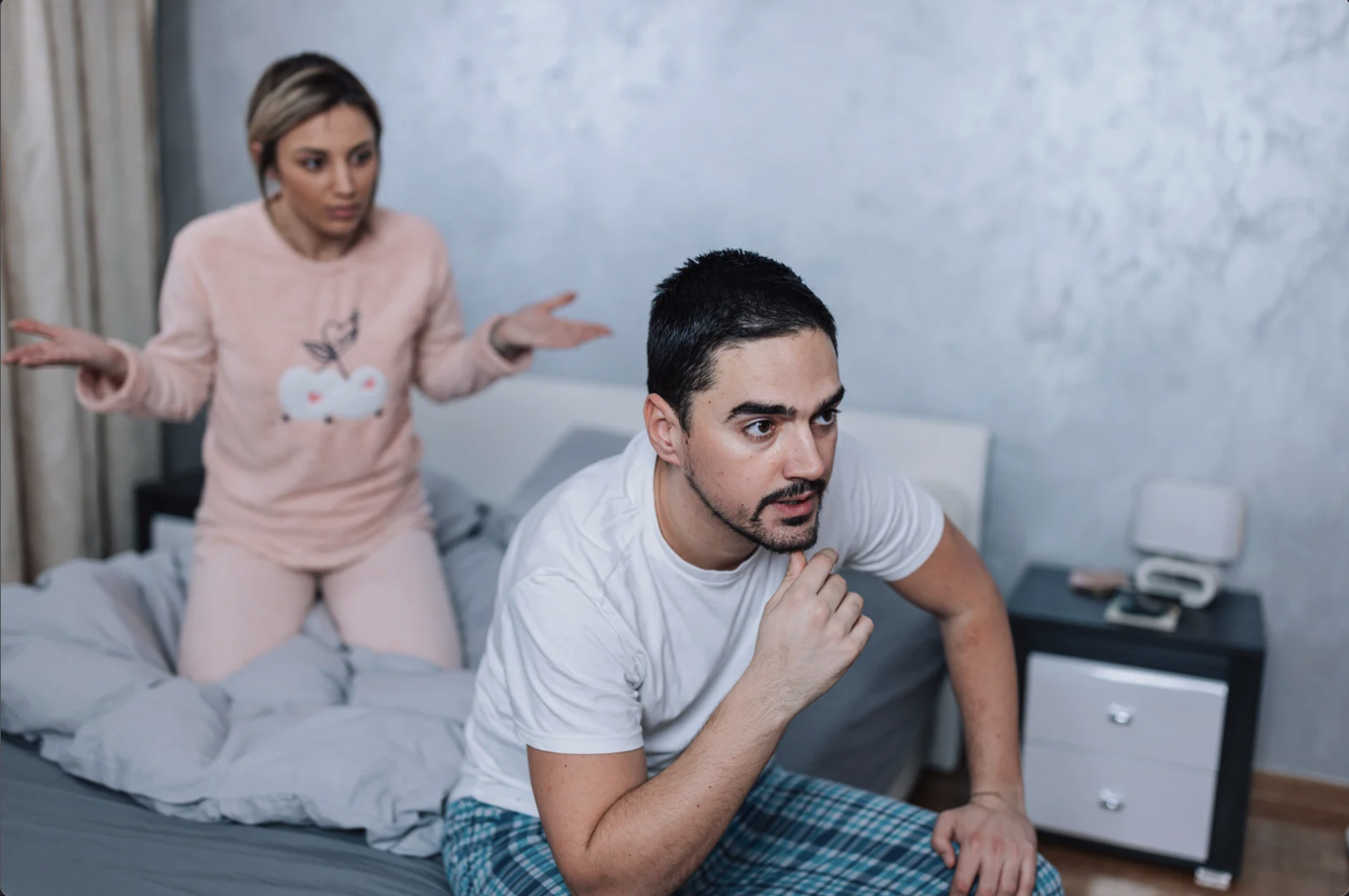 People who got out of toxic relationships share the red flag they wish they’d taken seriously from the start