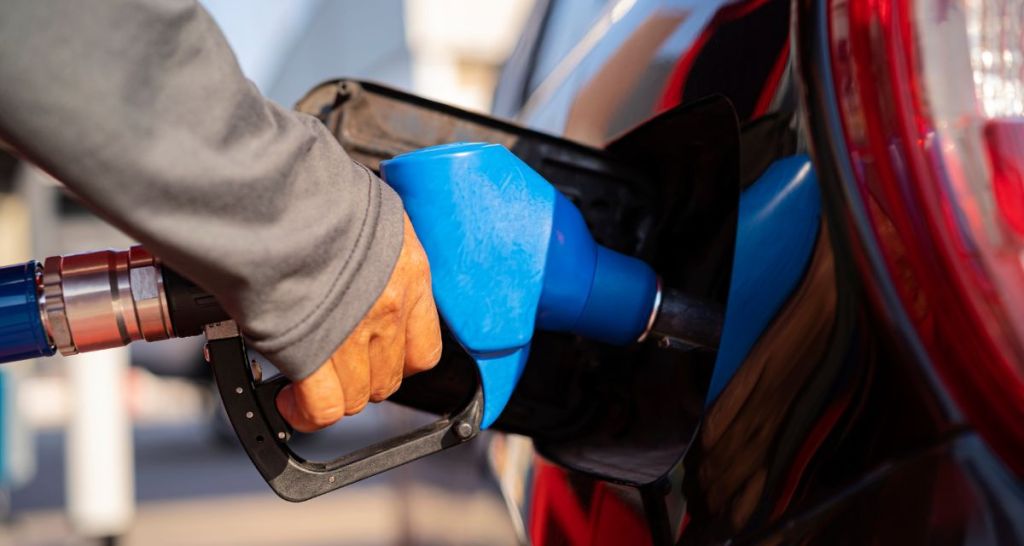 gas prices, better mpg, better gas mileage, saving gas, save money