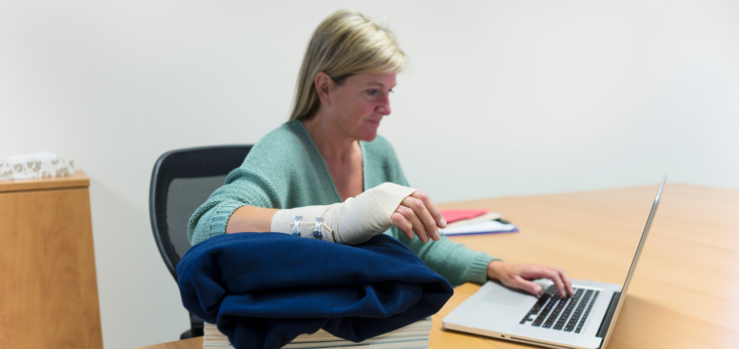 ice, elevation, nurse, injury, hurt arm, laptop