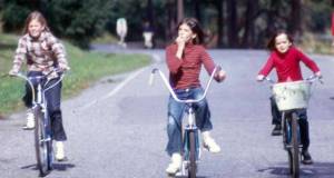 1980s kids, gen xers, kids on bikes, '80s nostalgia, bike ride