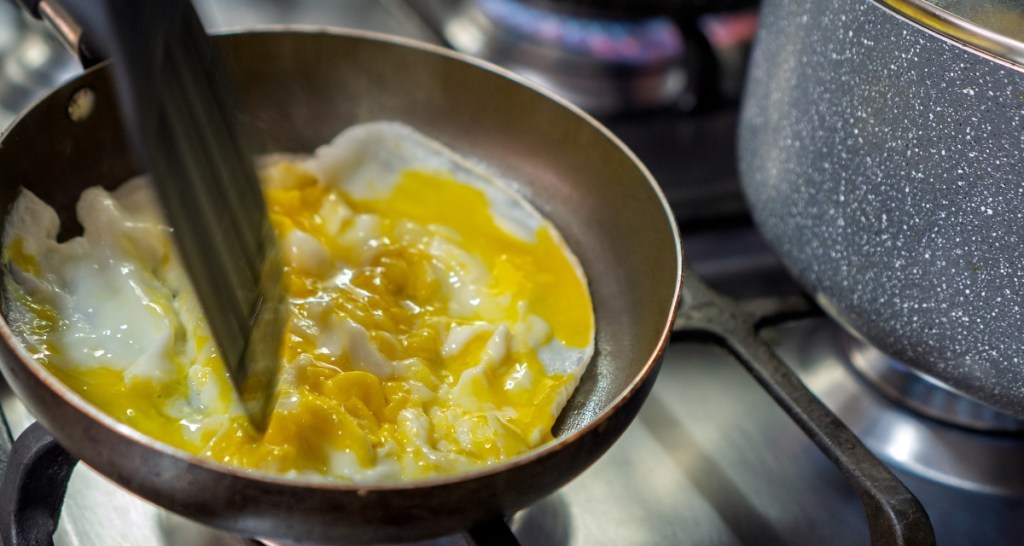 eggs, hotel eggs, hotels