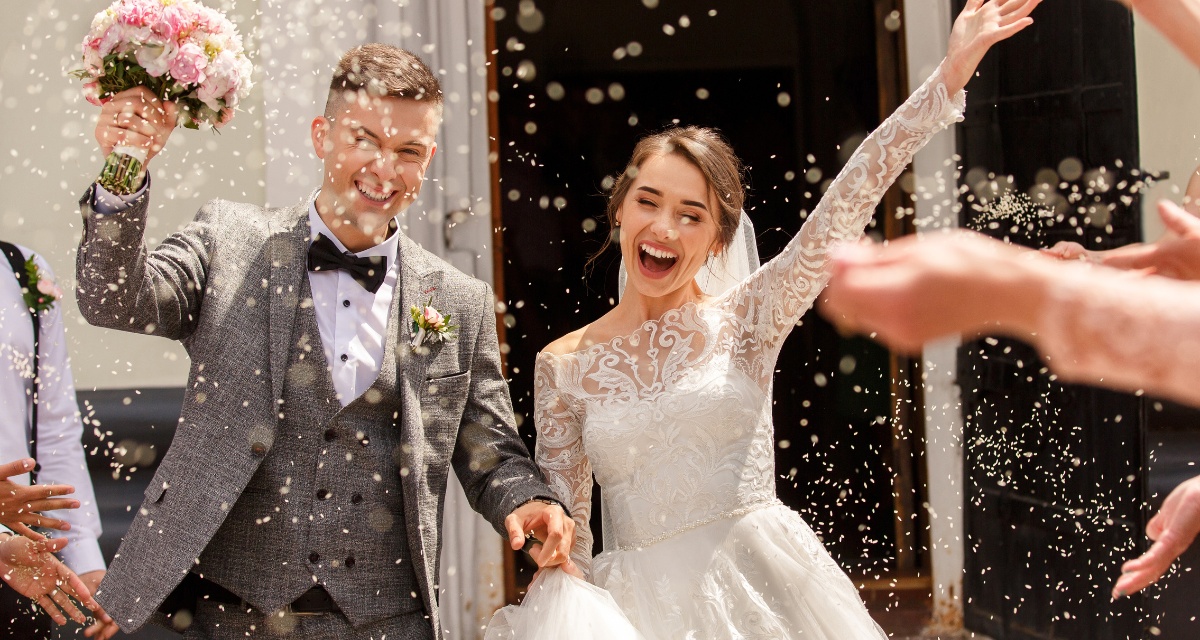 wedding, surnames, last names, battle of the surname
