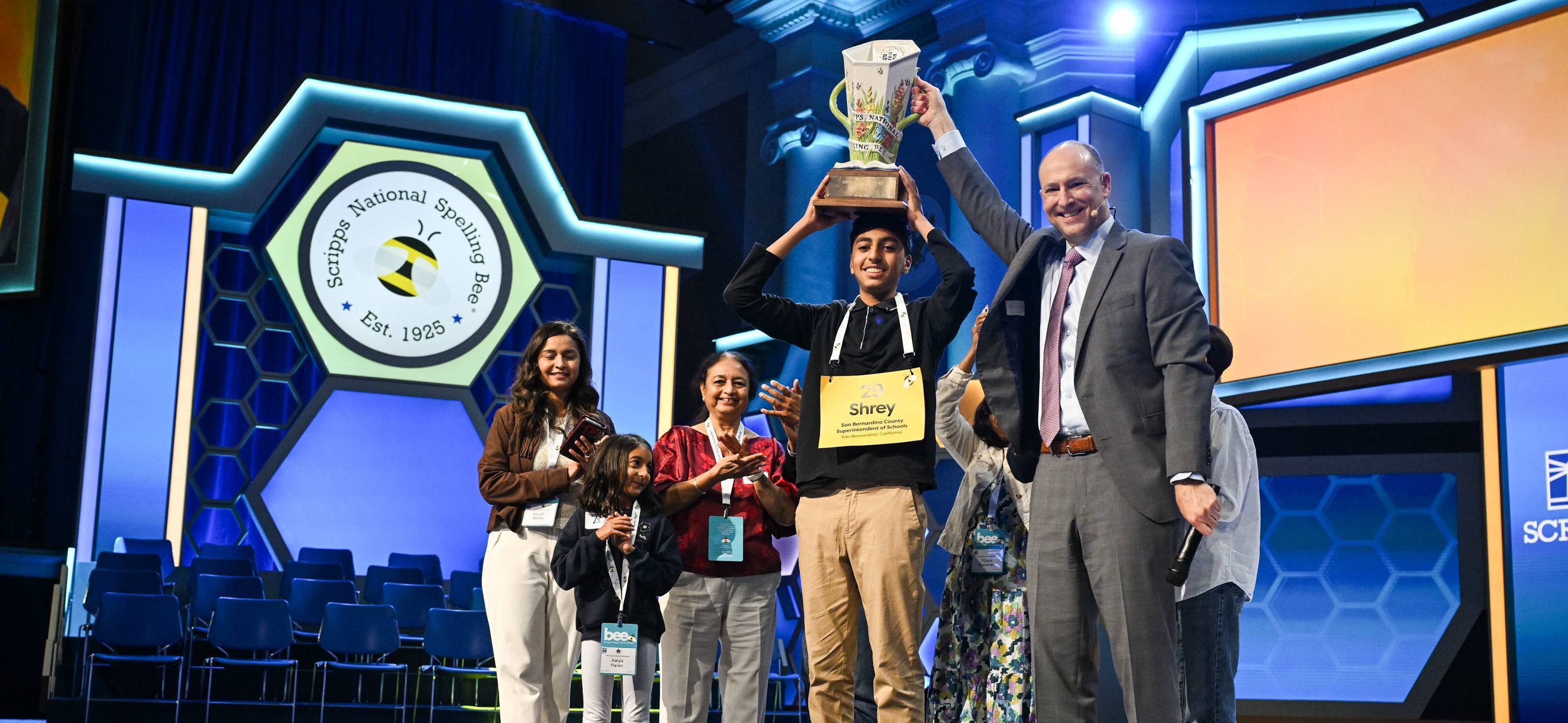 Unbelievable California 8th grader wins spelling bee after getting 32