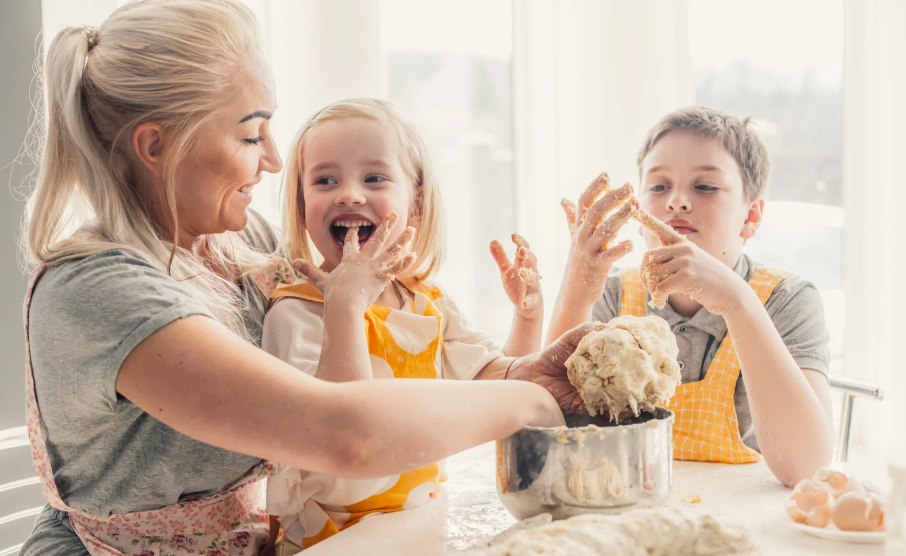 Parenting expert shares how a 10-minute setup can create a summer of core memories