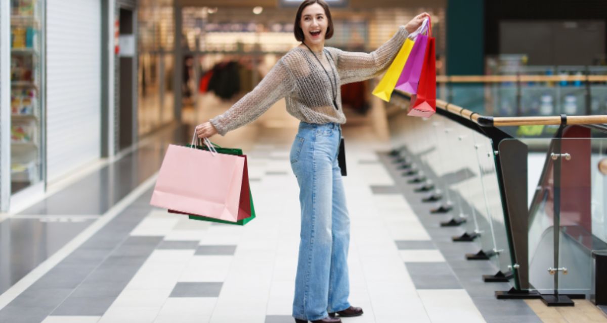 gen z, mall, shopping mall, shopping at mall, gen z mall