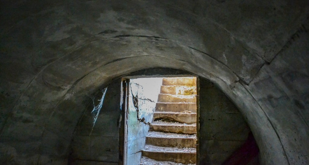 basements; finished basement, buying homes, no basement homes