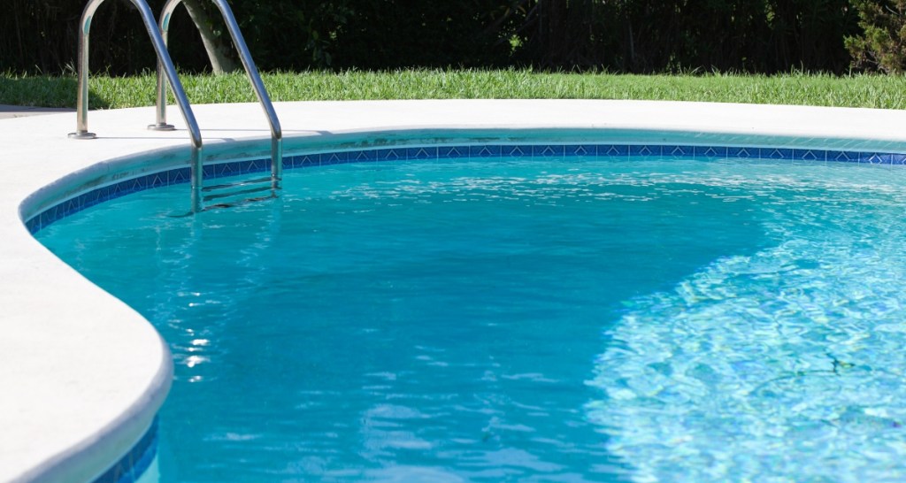 pool party, male loneliness epidemic, adult loneliness