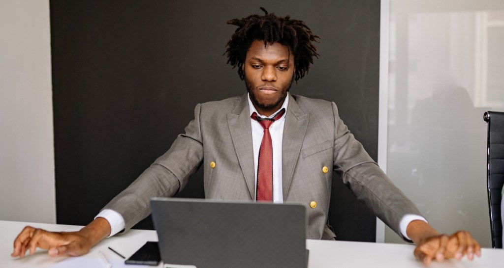 job hunting, job market, looking for job, AI hiring tools, Stanford study