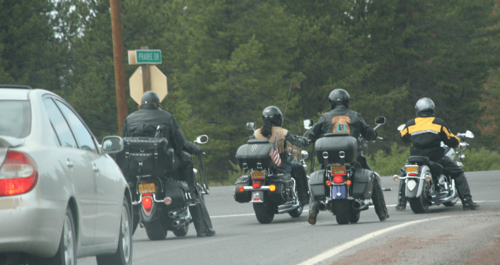 bikers, nurses, acts of kindness, Indiana, lemonade stand