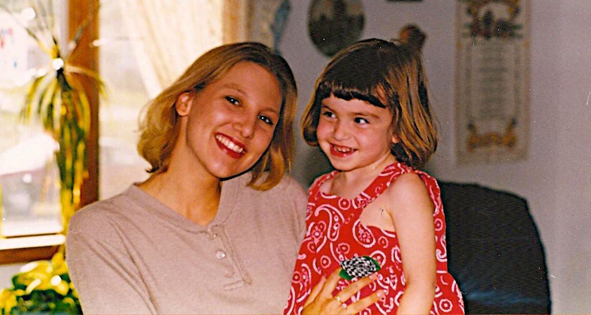 90s mom, 90s butter mom, butter mom, 1990s, 90s