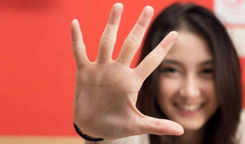 five, high five, five fingers, woman's hand, right hand