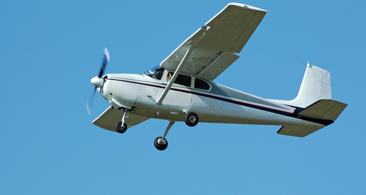 emergency landing, Florida plane, young pilot, flight instructor, plane lands on highway