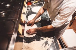 pizza, pizza maker, paper johns, jacob bartoli, doughtoli, blue collar jobs, service jobs, service workers, career, work, jobs, money, economy, humanity, kindness