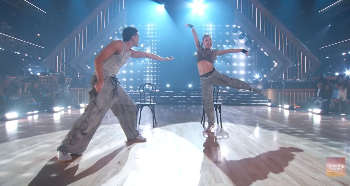 julia stiles, dancing with the stars, julia stiles dwts, save the last dance, ezra sosa