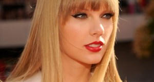 Taylor Swift, Dorie Clark, communications